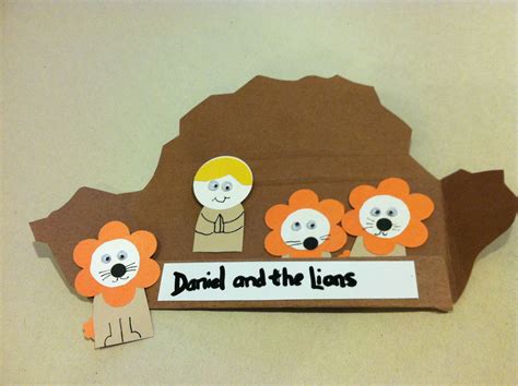 Daniel In The Lions Den Bible Craft Bible Study Ideas For Kids