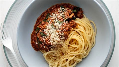 Recipe: Spaghetti Bolognese - My Food Bag | Stuff.co.nz