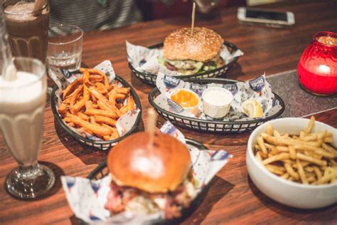 It's good to see all the new diner food still lifes! Restaurant Review || The Diner, Shoreditch - Rhyme & Ribbons