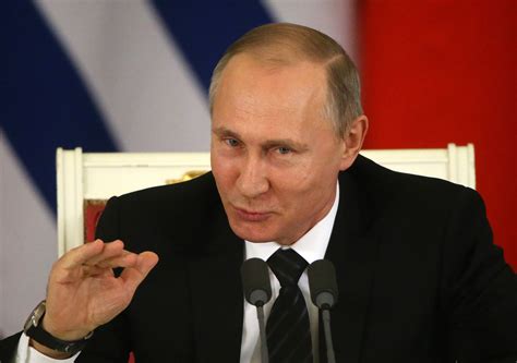 Vladimir Putin Could Be World's Richest Man With $200 Billion Net Worth 