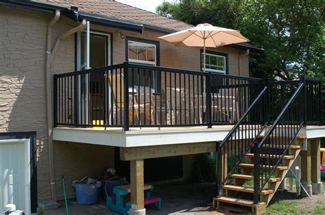 How to build a deck it s done. - VictoriaRenovations.ca