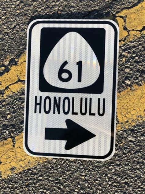 Honolulu Hawaii Road Sign Highway 61 Beach Ocean Volcano Dot Style