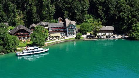 Lake wolfgang is a lake in austria that lies mostly within the state of salzburg and is one of the best known lakes in the salzkammergut res. Gasthof Fürberg am Wolfgangsee (St. Gilgen) • HolidayCheck ...