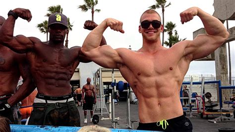A Day In Venice Beach Flexing At Muscle Beach Golds Gym And Stuff