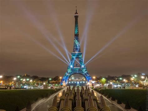 Eiffel Tower At Night Illuminations And Light Show Official Website