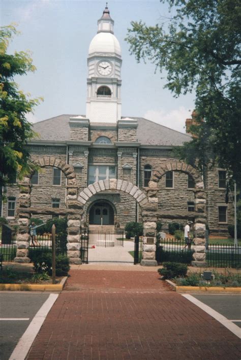 Pulaski Virginia ~ Pulaski County Courthouse ~ Historic Building A