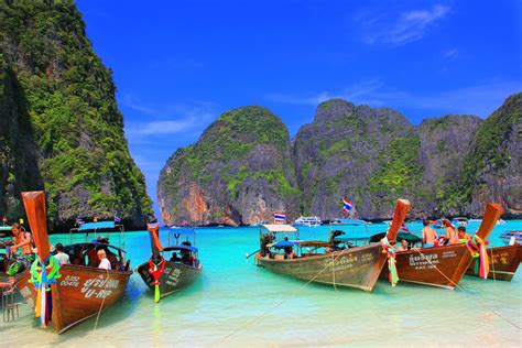 Learn more about thailand, including its history. Bangkok, Ayutthaya, Chiang Mai, Krabi and Dubai. Travel ...