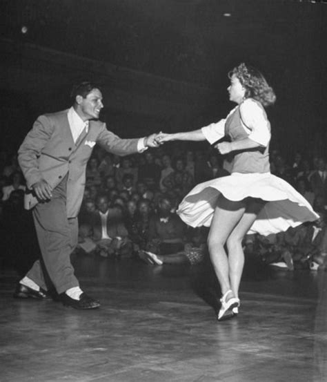 Swing Dancing Couple Dancing Vintage Dance Swing Dance