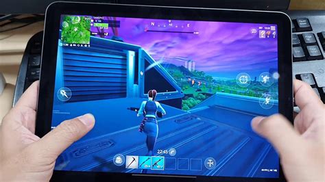 You can use the resources to construct defenses like walls, barricades, doors. Test Game Fortnite on Apple iPad Pro 2018 - YouTube