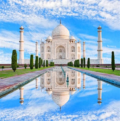 Amazing View On The Taj Mahal In Sun Light With Reflection In Wa Stock