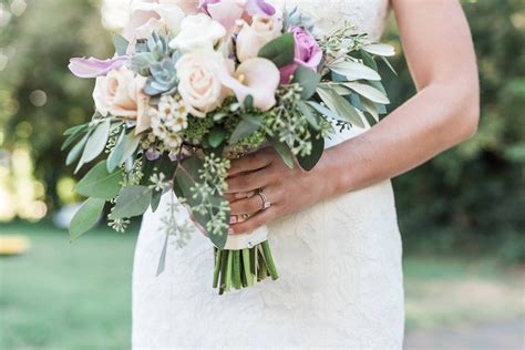Check spelling or type a new query. Loose & Natural Style Bridal Bouquet | Summer Wedding ...