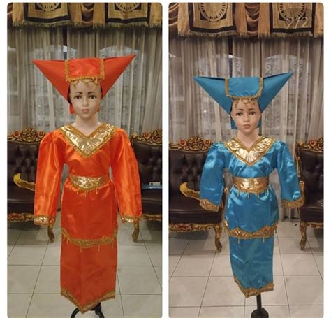 Bahan Pakaian Adat Sumatera Barat Baju Adat Tradisional Images And
