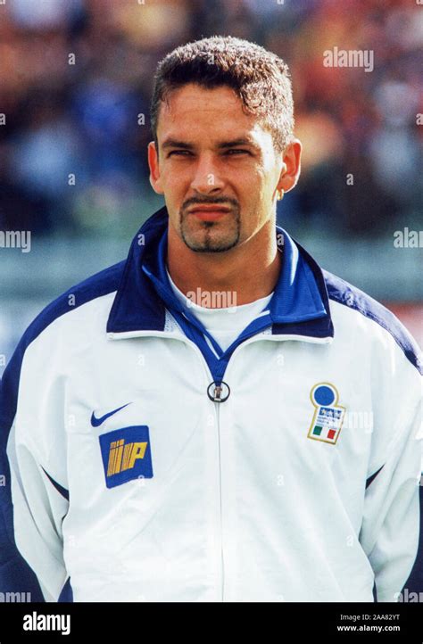 Roberto Baggio Con El Equipo Nacional De Fútbol Italiano Fotografía De