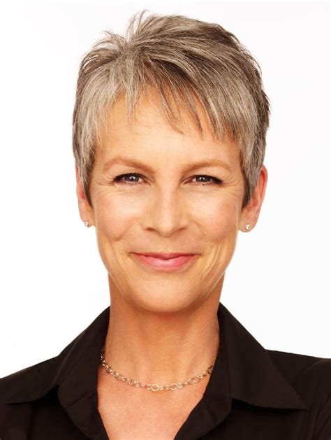 Jamie is 60 this year and it will be interesting to see what she does as she continues to age. curtis__140225025459.png (1154×1534) | Jamie lee curtis haircut, Jamie lee curtis hair, Jamie ...