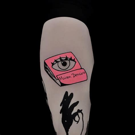 It has the reputation of relentlessly killing every male mate a tattoo with black widow design is bound to have a terrific impact on whoever sees it. #thesimpsons #matchbook tattoo done by @thewolfrosario at ...