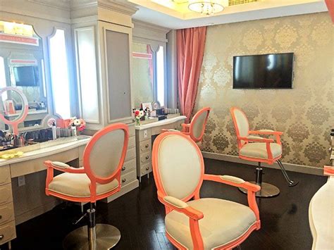 Blushington Makeup Lounge Opens At Le Parker Meridien Beauty Room