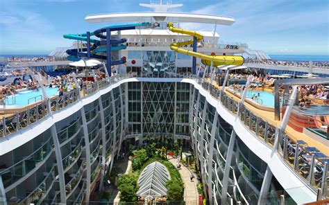 Royal Caribbeans Symphony Of The Seas Cruise Ship 2019 2020 And 2021