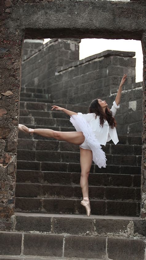Online Ballet Dance Classes In India Dance Classes In Mumbai And Delhi