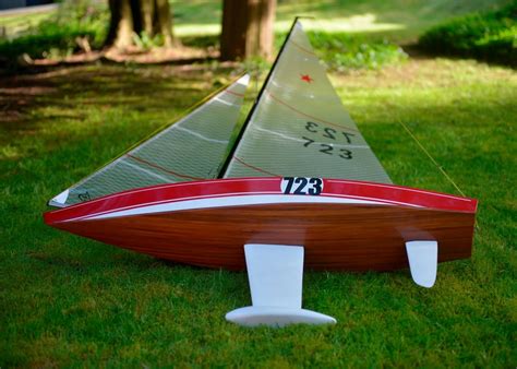 Star Rc Sailboat Cedar Planked Bottom Modelbouw