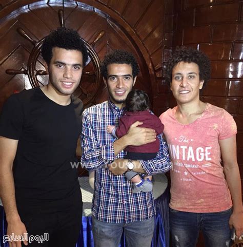 .وتكونت القائمة من أحمد عادل عبدالمنعم ومحمد الشناوى ومسعد عوض فى حراسة المرمى، وفى الدفاع رامى ربيعة ومحمد نجيب محمد هانى وحسين السيد وصبرى رحيل، حسام غالى وأكرم. بالصور.. "عقيقة" عمر جابر تجمع لاعبى الأهلى والزمالك قبل ...
