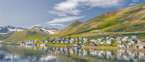 Learn About Icelands Traditions In A Typical Village Or Harbor Evaneos