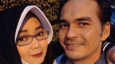Pilu Terakhir Pandang Wajah Rina Gunawan Via Video Call Teddy Syah