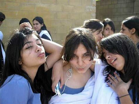Hot Pakistani School Girls Cute Pakistani School Girls