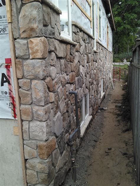 Aspen Cultured Stone On A New Build In The Barrie Area