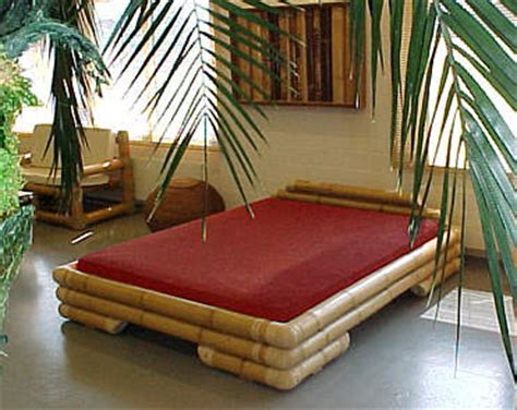Selain sebagai alas bagi kasur, anda juga dapat menggunakannya sebagai tempat penyimpanan. Gunakan Lem untuk Bambu Terkuat agar Ranjang Lebih Kokoh ...
