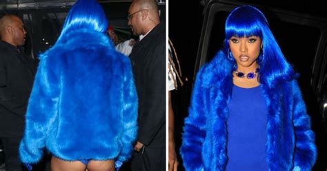 Naked From The Waist Down Karrueche Tran Showcases Behind In Lil Kim Costume Daily Star