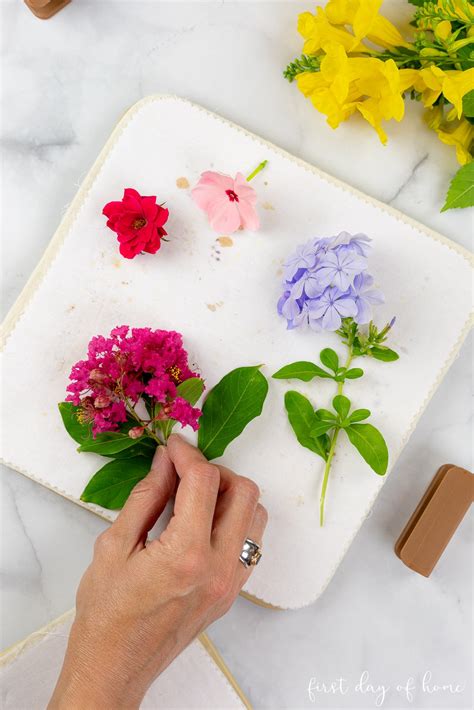 How To Press Flowers A Complete Guide For Beginners