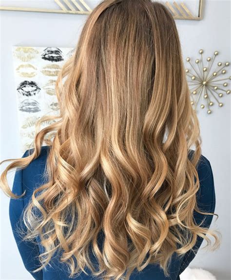 You don't even have to ask yourself why everyone wants this fabulous hairdo because the procedure speaks for itself: 30 Strawberry Blonde Hair Color Ideas