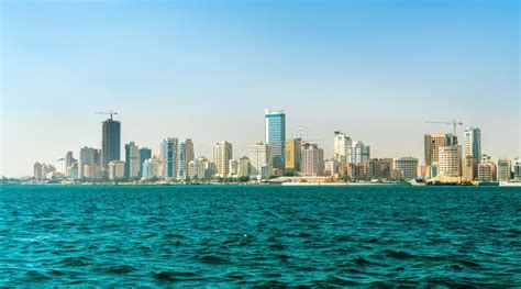 Orizzonte Di Manama Dal Golfo Persico Il Regno Del Bahrain Fotografia