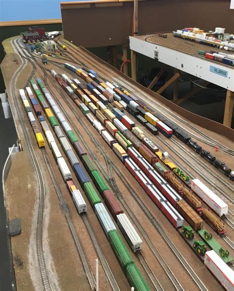 Pin by ARadioactiveToaster on N Scale Model Trains | Model train layouts, Model trains, Model 