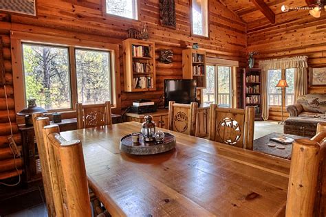 Maybe you would like to learn more about one of these? Cozy Log Cabin near Yosemite National Park in California