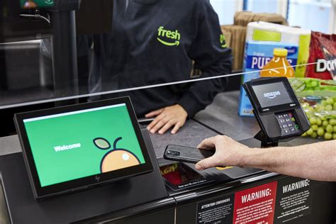 4 Amazon Fresh Stores Planned For Chicago Area Hiring 1500 People