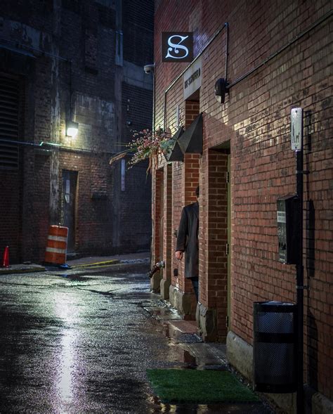 Smoke Break Shot In An Alley Off East 9th Street In Cleveland Rohio