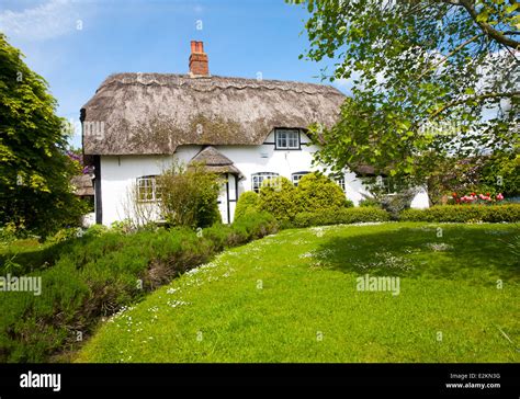 Pretty Thatched Country Cottage In The Village Of Allington Wiltshire