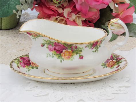 Royal Albert Old Country Roses Gravy Boat And Stand Bone Etsy Country Roses Gravy Boat