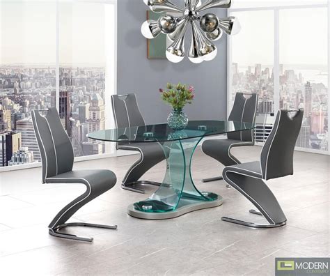 Zues Modern Bent Glass Oval Dining Table With Grey Chairs