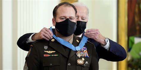 How 7 Navy Seals Earned The Medal Of Honor Laptrinhx News