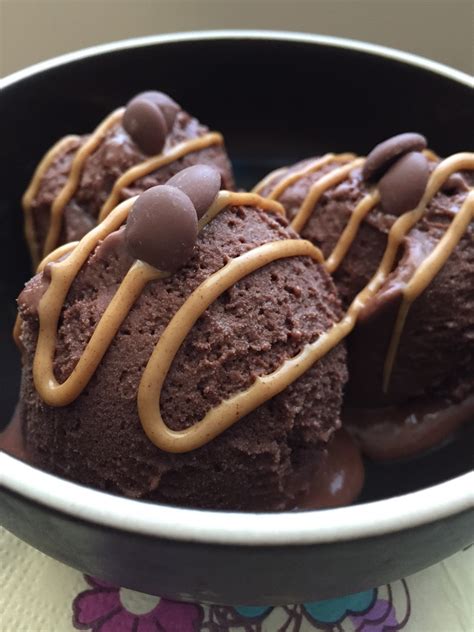 The Ultimate Chocolate Blog Homemade Dark Chocolate Ice Cream Recipe