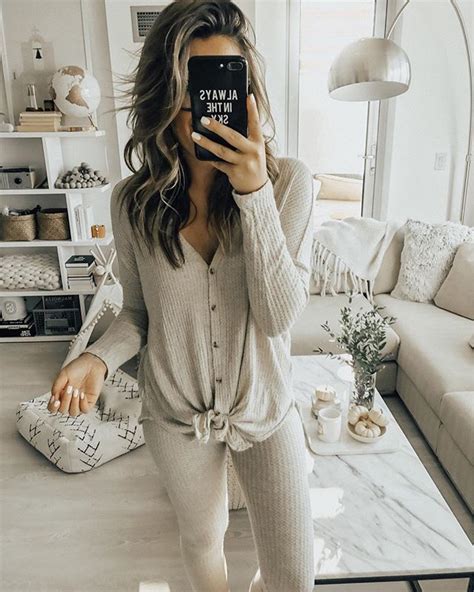 Pin By Em On °fashion° In 2020 Comfy Outfits Lazy Day Outfits