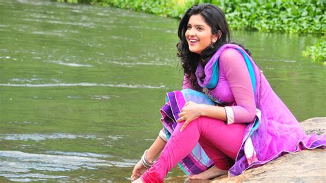 Hd to 4k quality, ready for commercial use. Deeksha Seth Hot And Sexy Photos And Images Collections ...