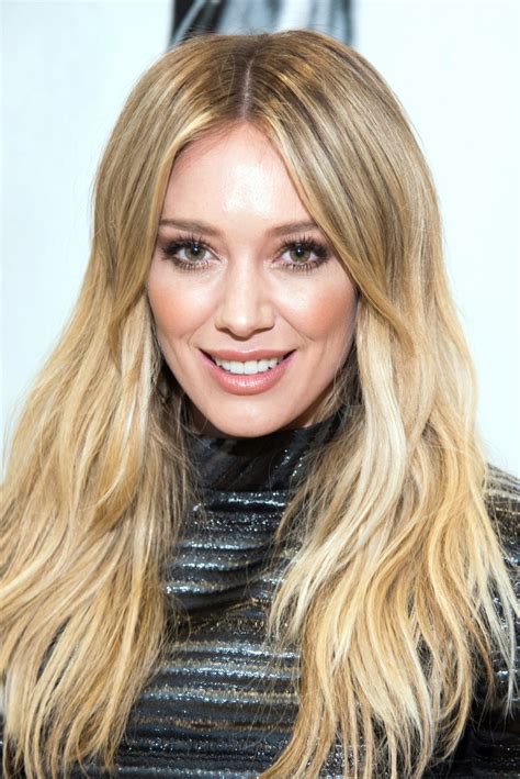 Hilary Duff At Breathe In Breathe Out Cd Signing Event In