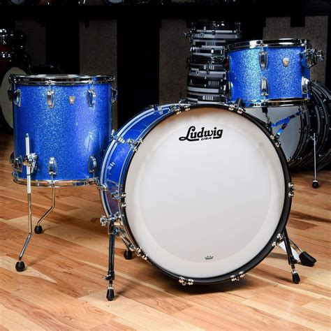 Ludwig Classic Maple 131624 3pc Drum Kit Blue Sparkle Drum Kits