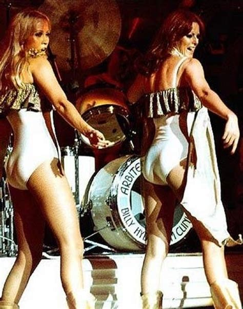 Super Seventies Agnetha And Anni Frid Of Abba On Stage Abba Outfits Abba Agnetha F Ltskog
