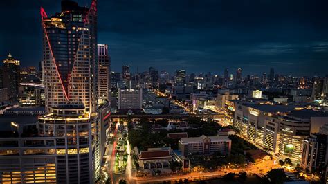 Скачать обои небо ночь город здания небоскребы панорама Тайланд