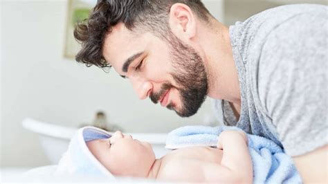 How To Bathe A Newborn Safely A Step By Step Guide