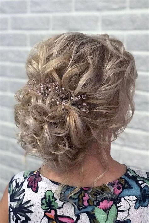 Mother Of The Bride Hairstyles 63 Elegant Ideas For 2019 2020